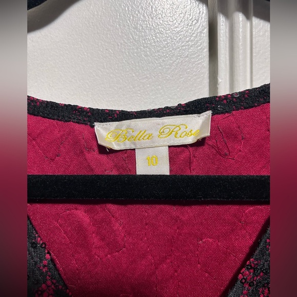 Red and Black Laced Dress - Picture 3 of 3